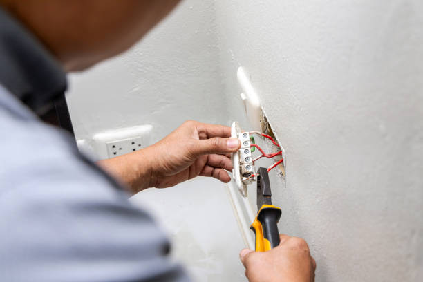 Best Affordable Electrician  in Columbia, IL