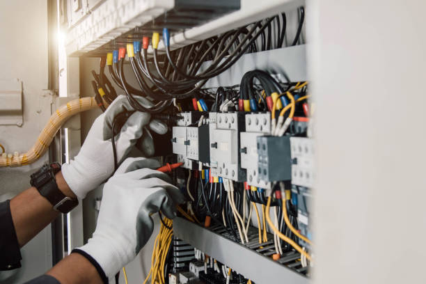 Best Local Electrician Companies  in Columbia, IL